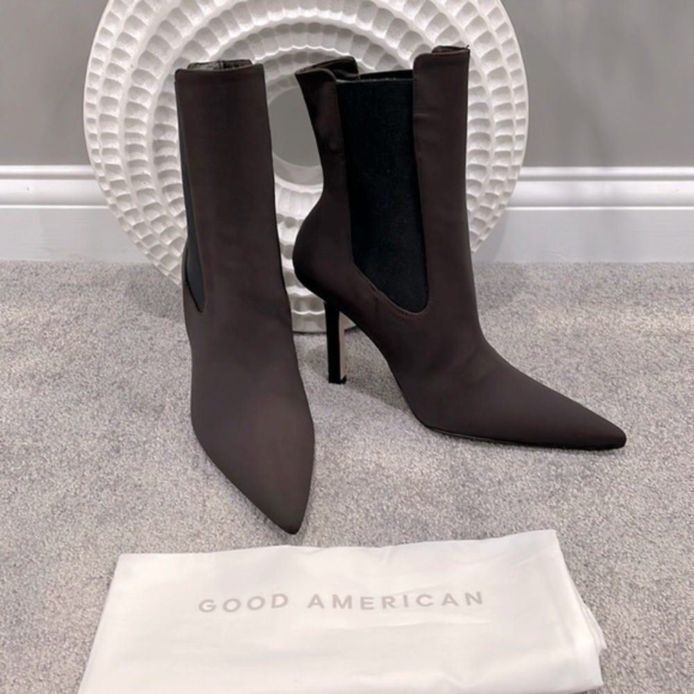 Womens Good American high kickstand suede boots